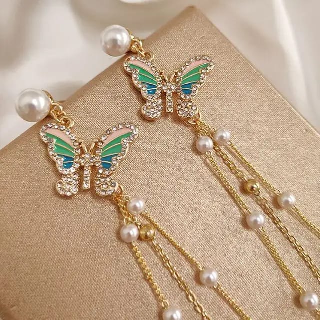 Butterfly Pearl Drop Earrings – Lightweight & Allergy-Free