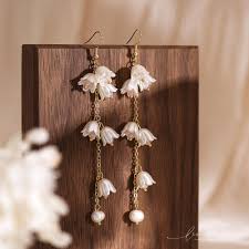 Ivory Floral Drop Earrings – Lightweight, Elegant & Timeless